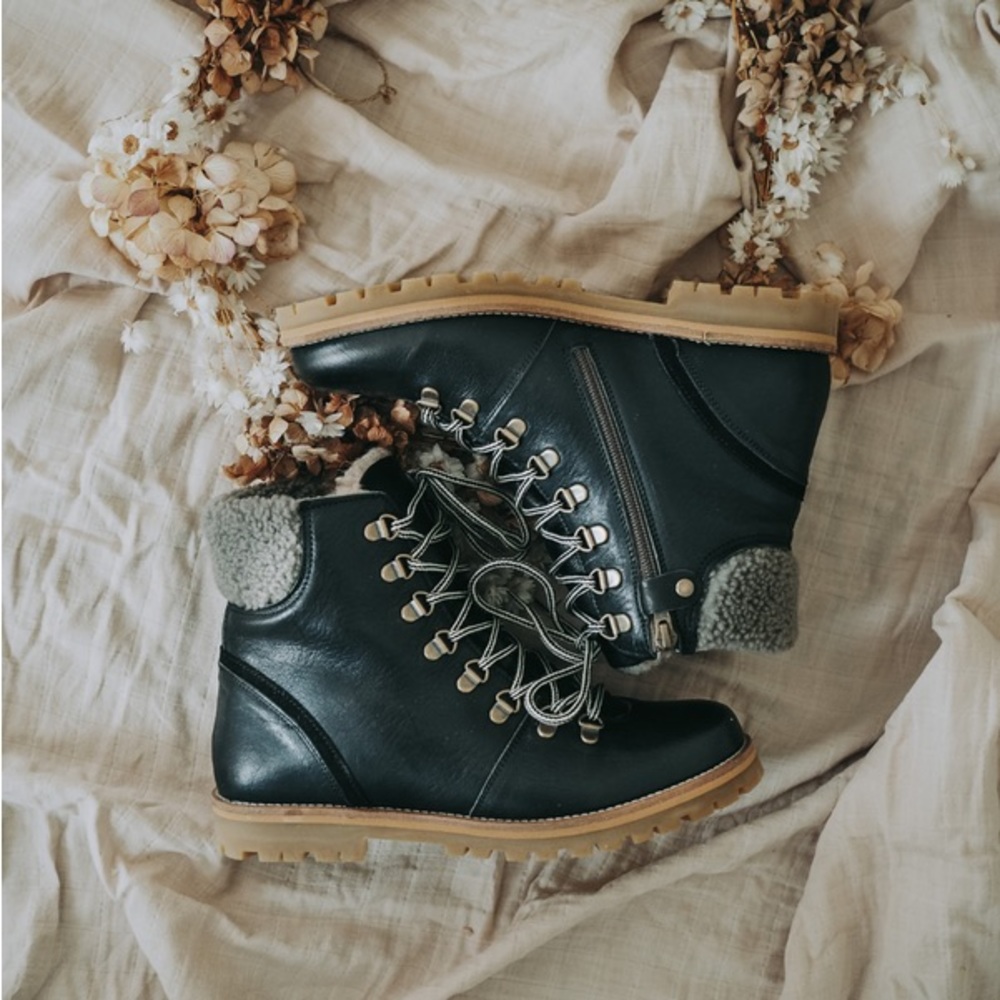 Petit Nord Copenhagen NWT Black lather wool shearling lace up boots
